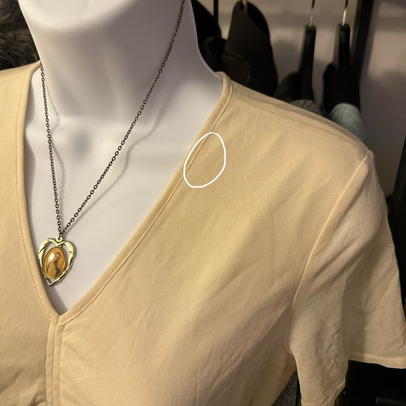 Gorgeous coquette cream v neck with mesh short sleeves, from the 90s ☾⋆｡🥀 °✩ - Picture 5 of 6